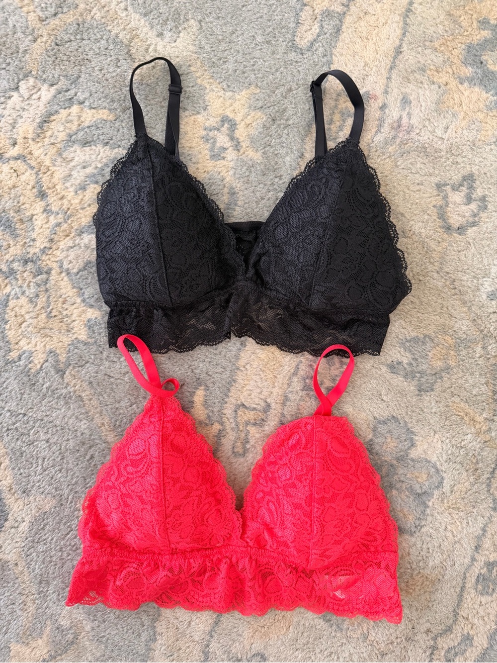 NWOT Quince bralette bundle